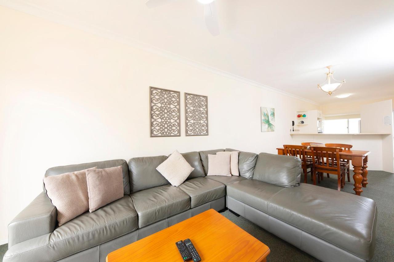 Meridian Beachside Apartments Old Bar Extérieur photo